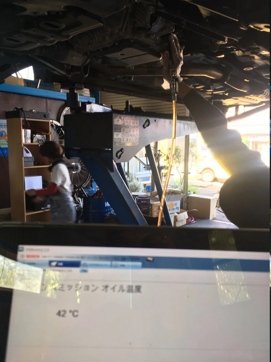 フォレスター　CVTオイル交換 作業画像 01