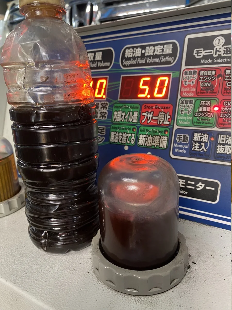 ステップワゴンCVT-F 圧送交換 作業画像 02