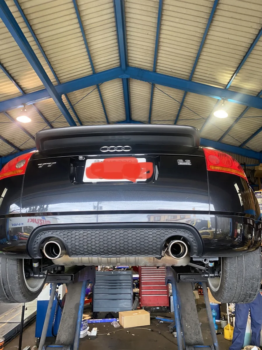 Audi TT　ミッションオイル交換 作業画像 01