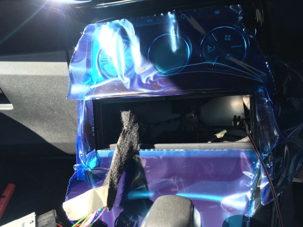 シトロエンDS3納車　ETC取り付け 作業画像 01