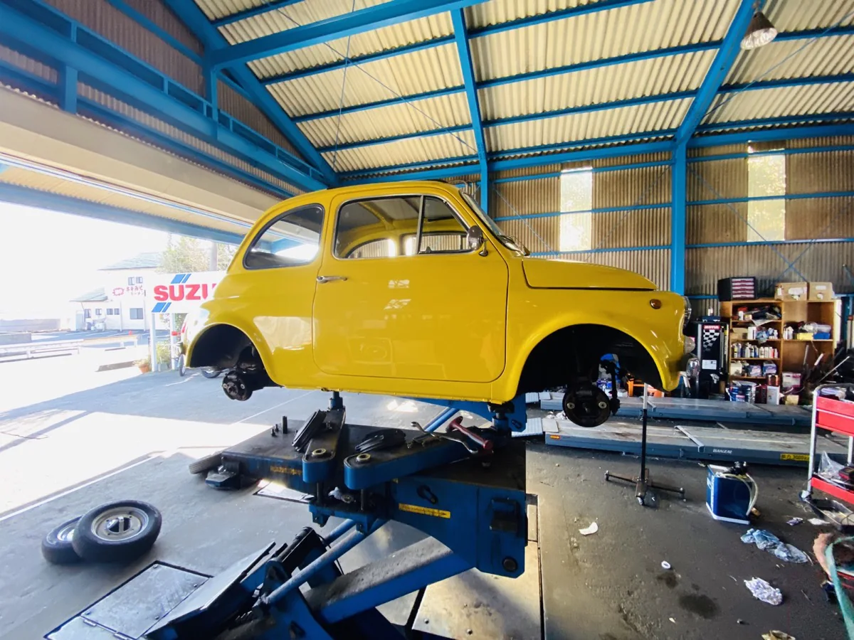 チンクエチェント　車検整備 作業画像 02