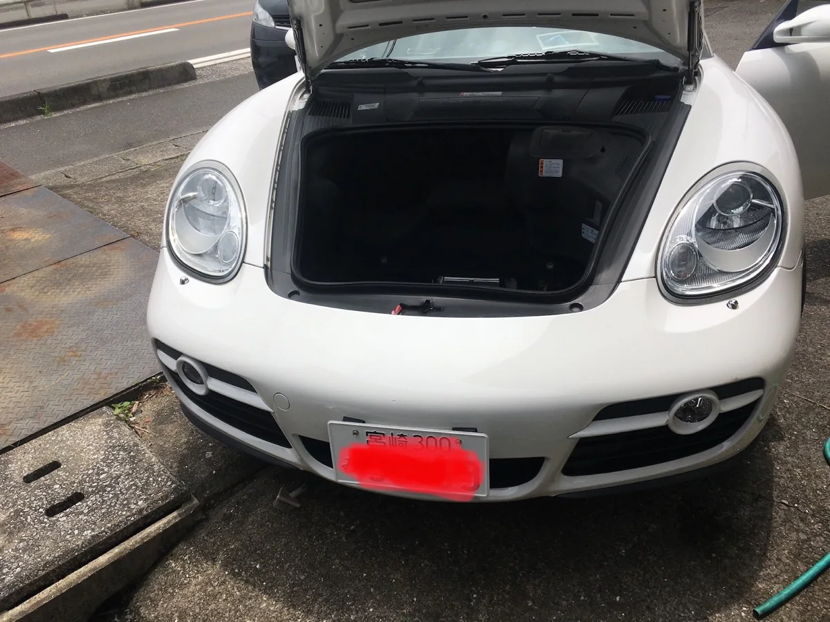 ポルシェ　Cayman  ケイマン 作業画像 03