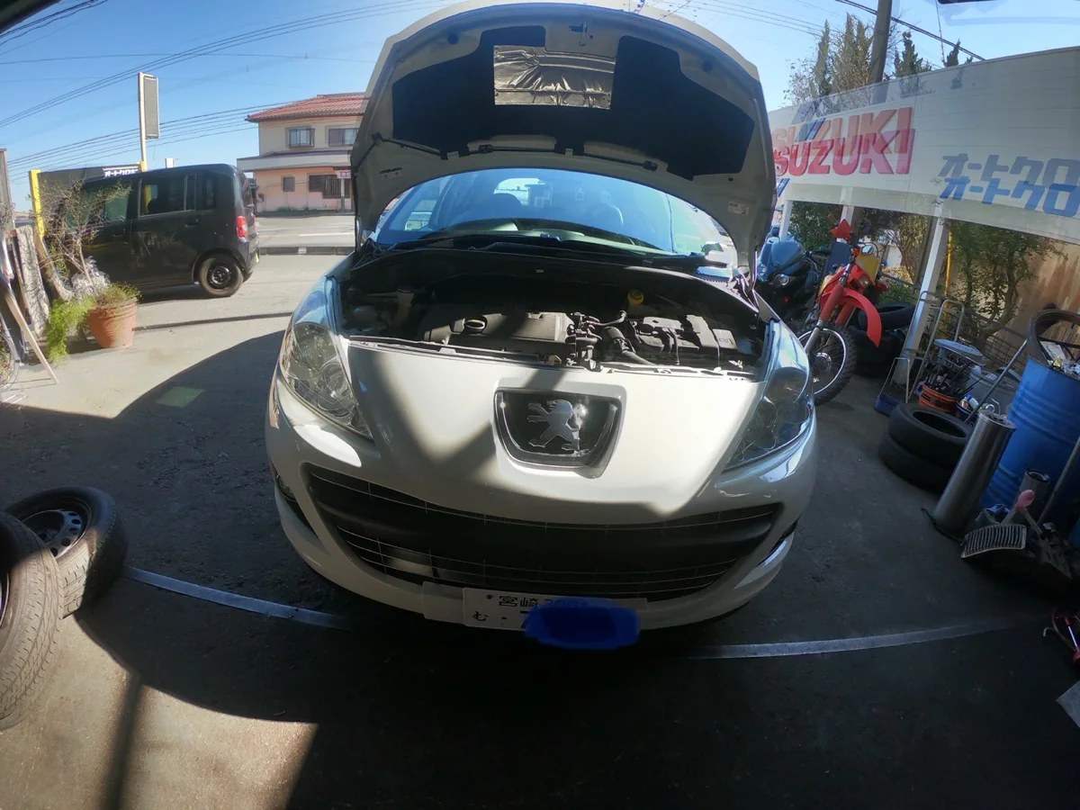 プジョー 207エンジン不調修理 作業画像 01